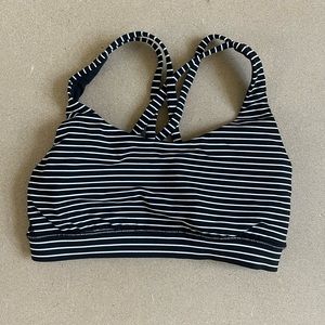 Lululemon Energy Sports Bra, Size 6 Black and White striped